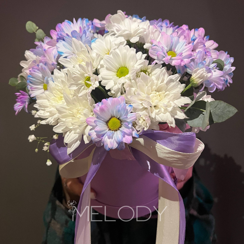 Сиреневая акварель: нежный микс с ромашками и гипсофилой