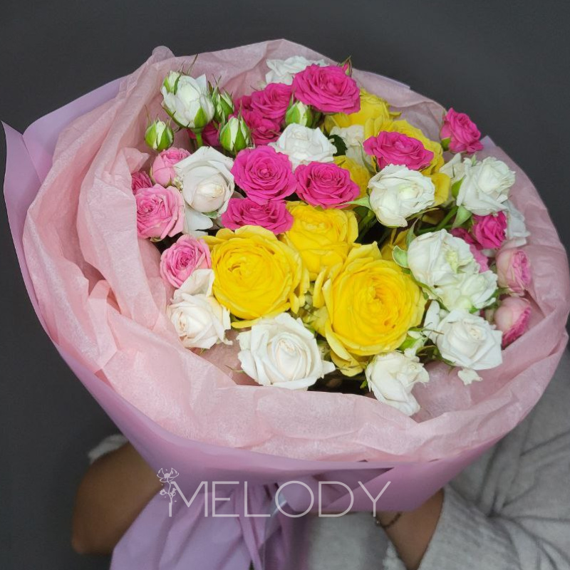 Одиннадцать ярких аккордов: микс кустовых роз 2