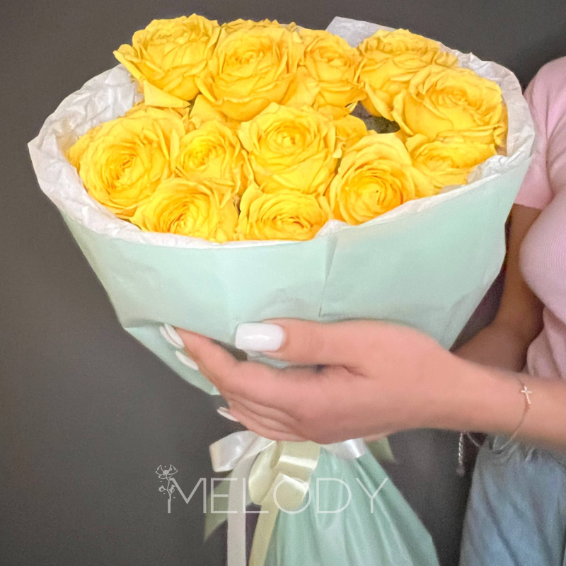 Солнечная увертюра: 5 веток желтой розы 3