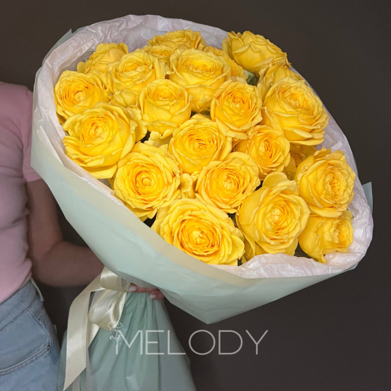 Желтая соната: 7 веток кустовой розы 3