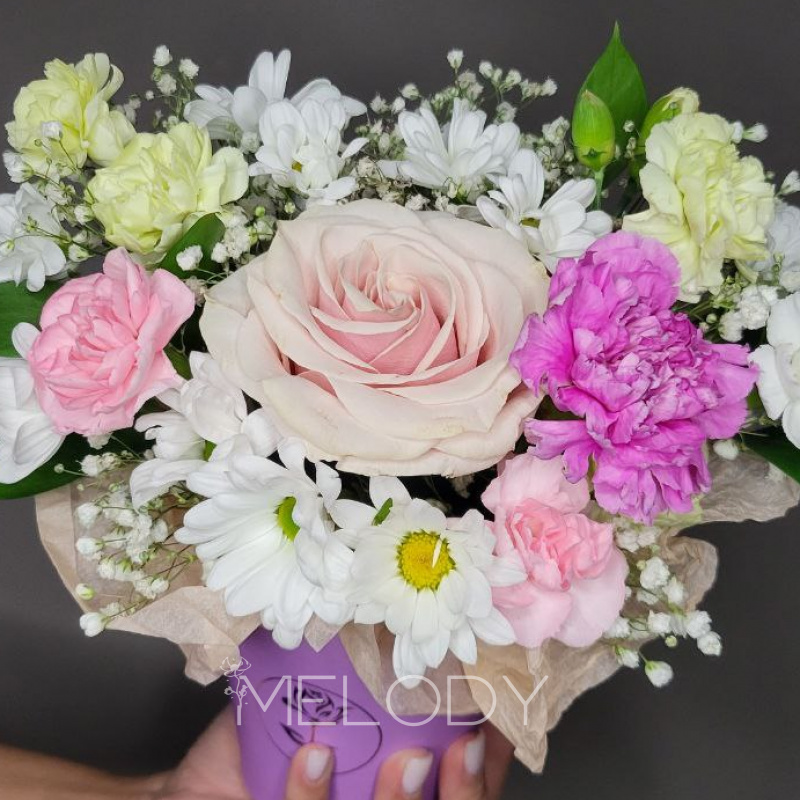 Нежный аккорд: композиция для рабочего стола 2